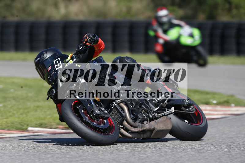 /43 08.08.2025 Discover the Bike ADR/Race 3 rot/69